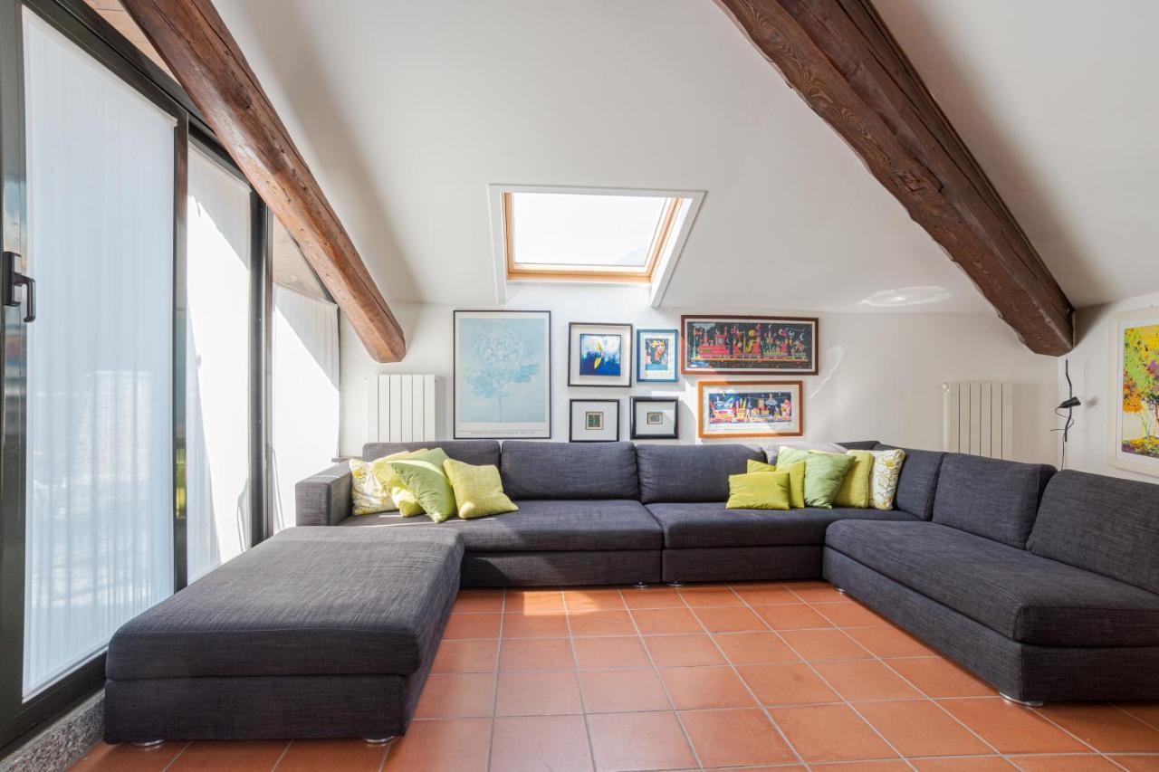 Apt With Terrace And Shared Pool! Lake View! Apartment Nesso Exterior photo